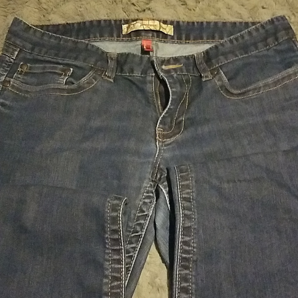Jean's